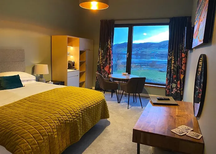 Stones Luxury B&B With Hot Tub And Self-Contained Rooms